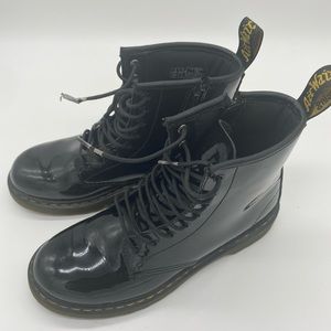 Kids Doc Martens black patent leather size 4